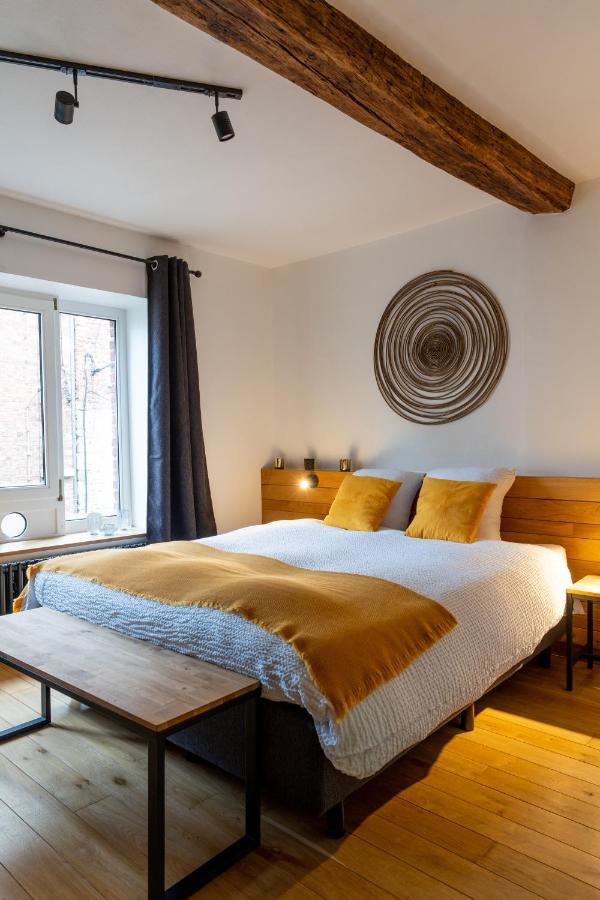 Ardenne Bnb Gite Urbain Avec Terrasse Marche-en-Famenne Exteriör bild