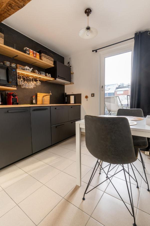 Ardenne Bnb Gite Urbain Avec Terrasse Marche-en-Famenne Exteriör bild